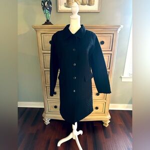 Talbots trenchcoat, size small, inside pocket, great condition